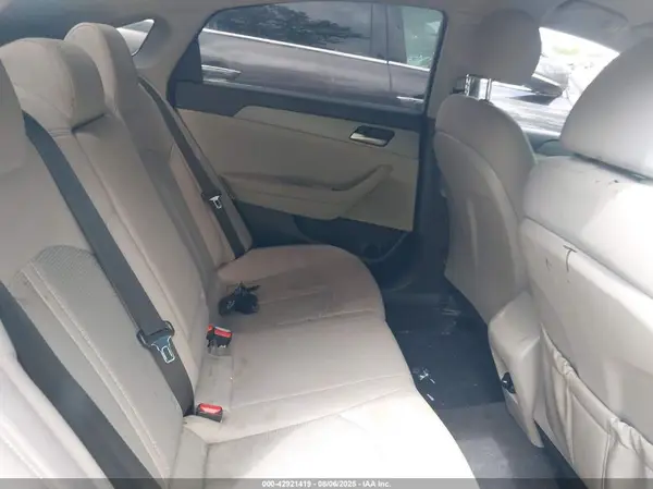 5NPE24AF0JH715715 2018 HYUNDAI SONATA - Image 8