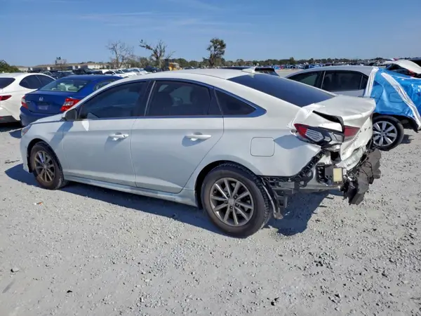 5NPE24AF0JH718825 2018 HYUNDAI SONATA - Image 2
