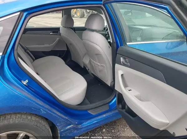 5NPE24AF0JH721658 2018 HYUNDAI SONATA - Image 8