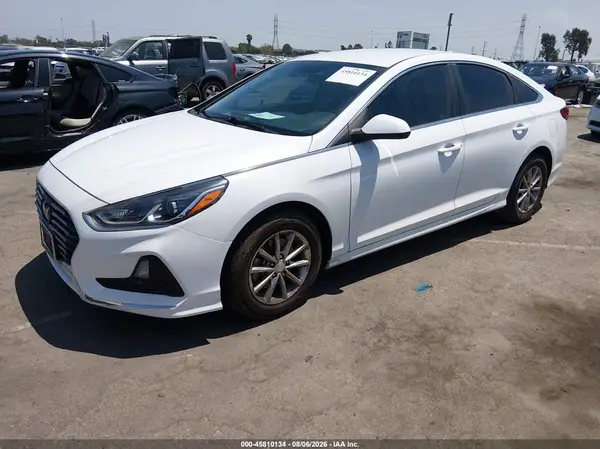 5NPE24AF0JH723037 2018 HYUNDAI SONATA - Image 2