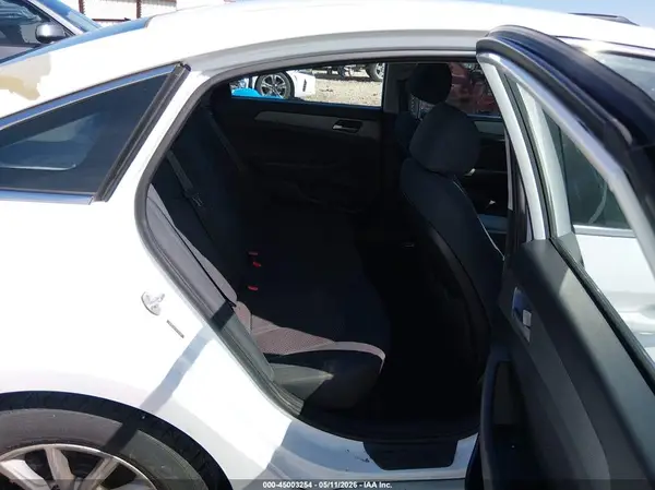 5NPE24AF0JH724785 2018 HYUNDAI SONATA - Image 8