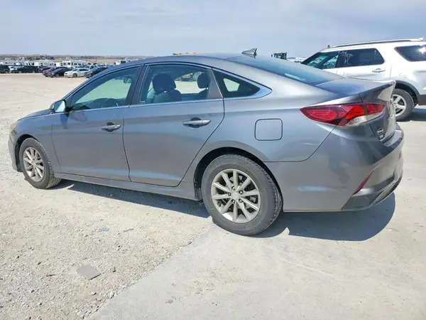 5NPE24AF0JH725192 2018 HYUNDAI SONATA - Image 2
