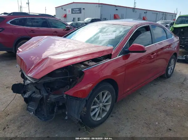 5NPE24AF0JH726553 2018 HYUNDAI SONATA - Image 2