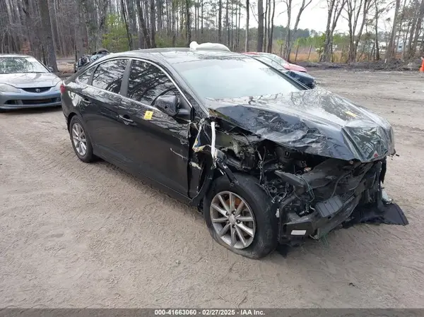 5NPE24AF0JH727623 2018 HYUNDAI SONATA - Image 1