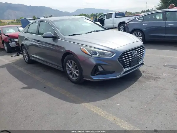 5NPE24AF0KH733648 2019 HYUNDAI SONATA - Image 1