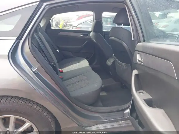 5NPE24AF0KH733648 2019 HYUNDAI SONATA - Image 8
