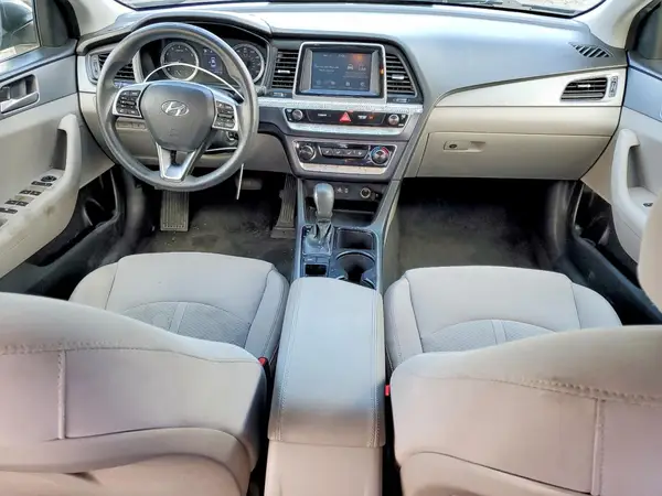 5NPE24AF0KH737568 2019 HYUNDAI SONATA - Image 8