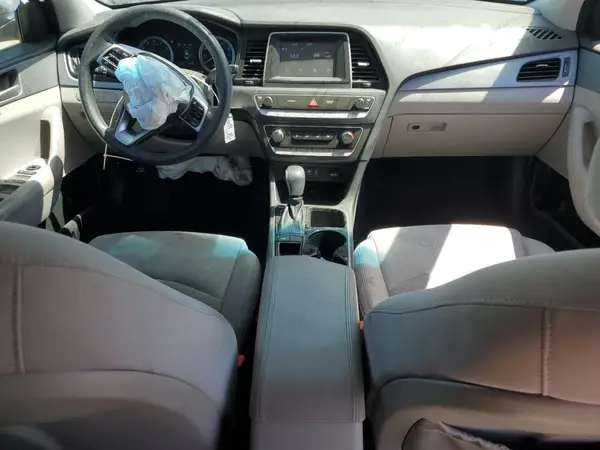 5NPE24AF0KH739014 2019 HYUNDAI SONATA - Image 8