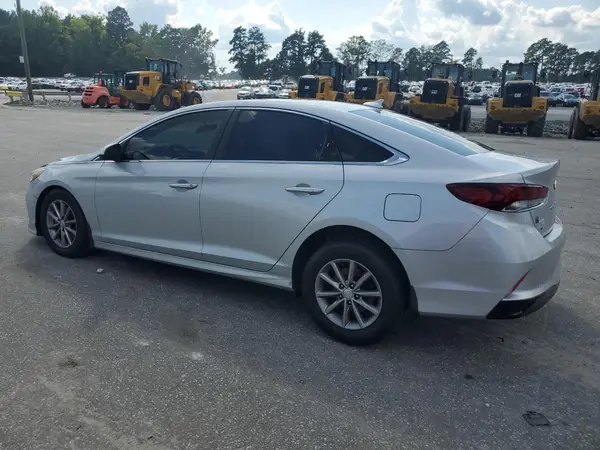 5NPE24AF0KH739742 2019 HYUNDAI SONATA - Image 2