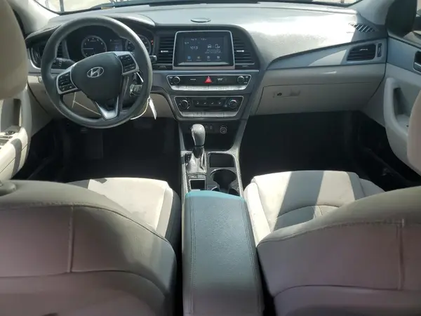 5NPE24AF0KH739742 2019 HYUNDAI SONATA - Image 8