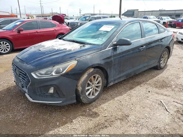 5NPE24AF0KH740244 2019 HYUNDAI SONATA - Image 2