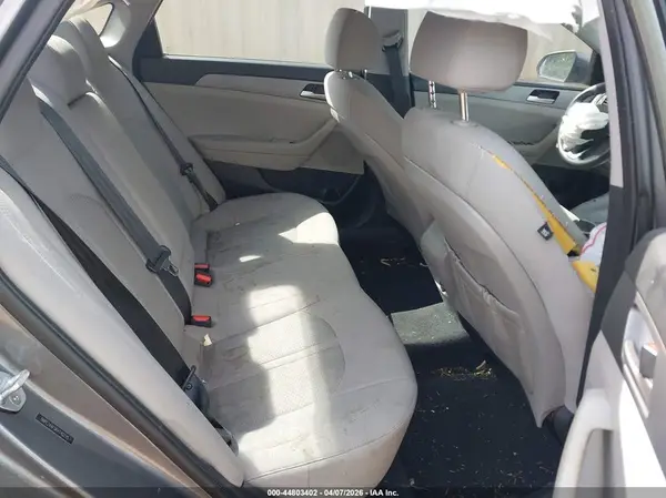 5NPE24AF0KH740275 2019 HYUNDAI SONATA - Image 8