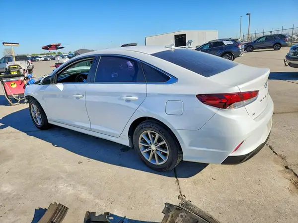 5NPE24AF0KH740714 2019 HYUNDAI SONATA - Image 2