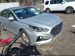 5NPE24AF0KH743693 2019 HYUNDAI SONATA