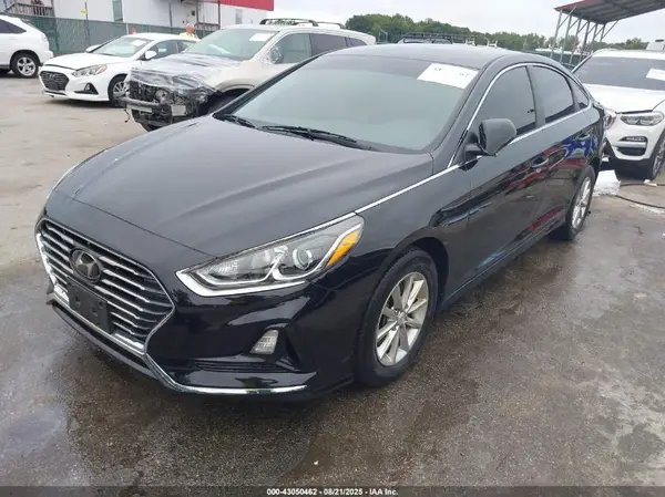 5NPE24AF0KH744066 2019 HYUNDAI SONATA - Image 2
