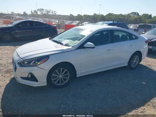 5NPE24AF0KH745332 2019 HYUNDAI SONATA - Image 2
