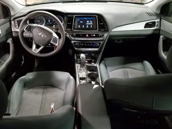 5NPE24AF0KH749106 2019 HYUNDAI SONATA - Image 8