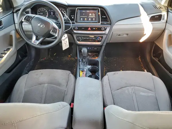 5NPE24AF0KH750210 2019 HYUNDAI SONATA - Image 8