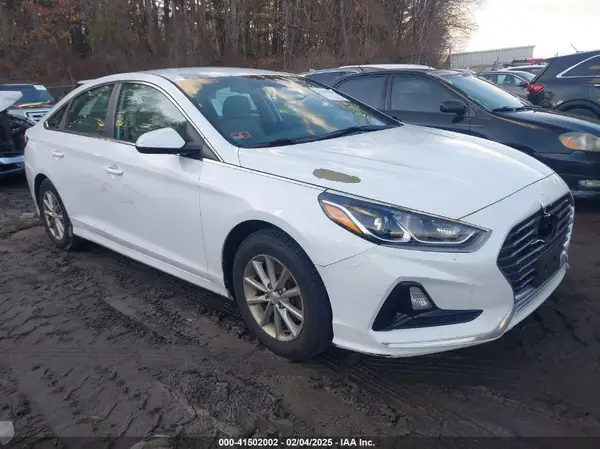 5NPE24AF0KH750773 2019 HYUNDAI SONATA - Image 1