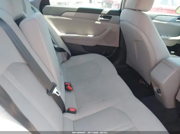 5NPE24AF0KH754628 2019 HYUNDAI SONATA - Image 8