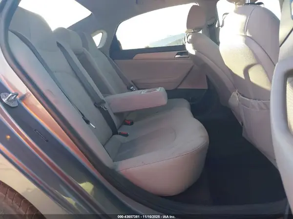5NPE24AF0KH756377 2019 HYUNDAI SONATA - Image 8