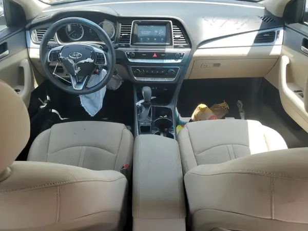 5NPE24AF0KH760414 2019 HYUNDAI SONATA - Image 8