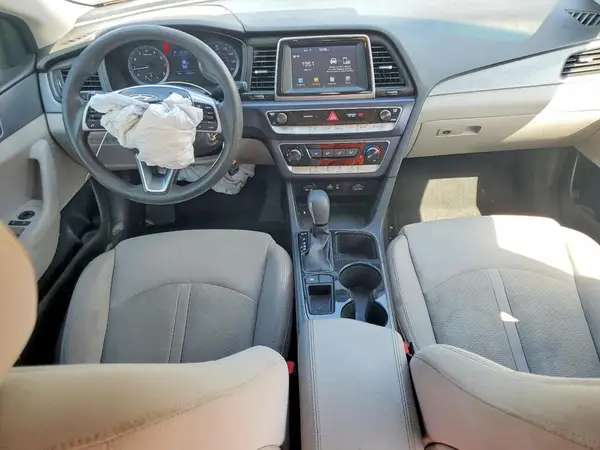 5NPE24AF0KH760929 2019 HYUNDAI SONATA - Image 8