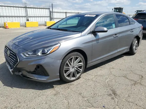 5NPE24AF0KH765788 2019 HYUNDAI SONATA - Image 1