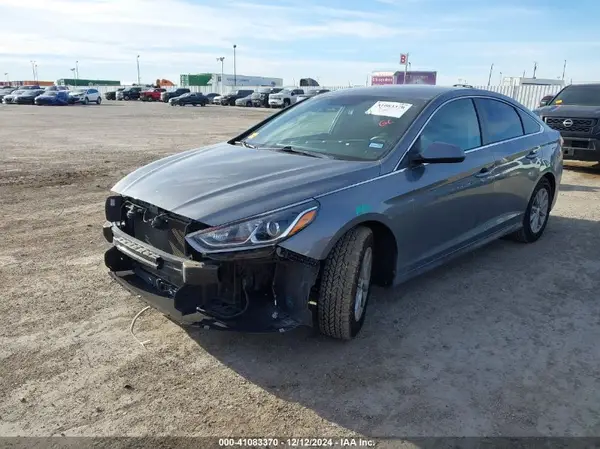 5NPE24AF0KH774328 2019 HYUNDAI SONATA - Image 2