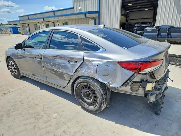 5NPE24AF0KH775401 2019 HYUNDAI SONATA - Image 2