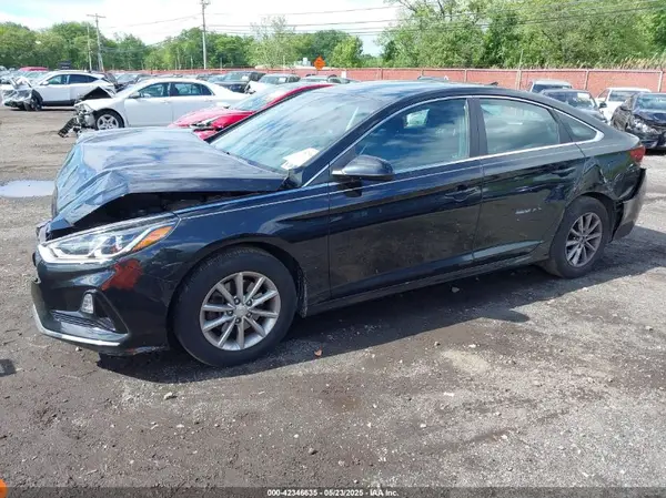 5NPE24AF0KH776953 2019 HYUNDAI SONATA - Image 2