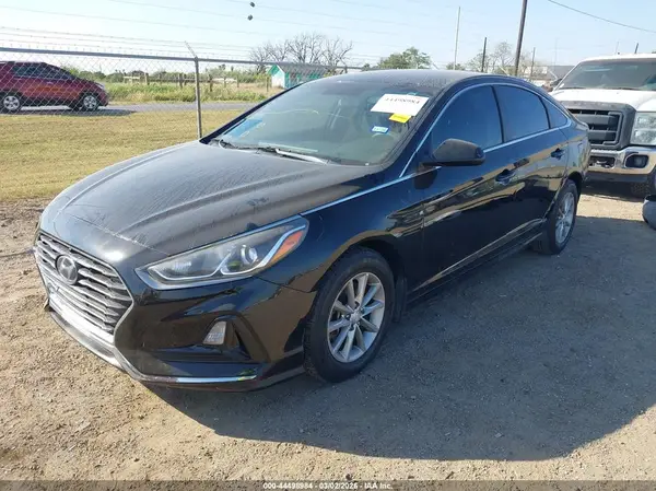 5NPE24AF0KH777990 2019 HYUNDAI SONATA - Image 2