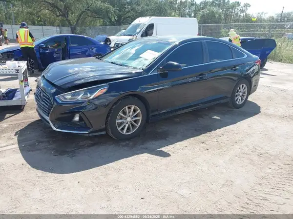 5NPE24AF0KH779335 2019 HYUNDAI SONATA - Image 2