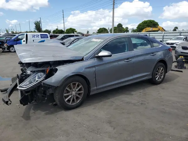 5NPE24AF0KH779805 2019 HYUNDAI SONATA - Image 1