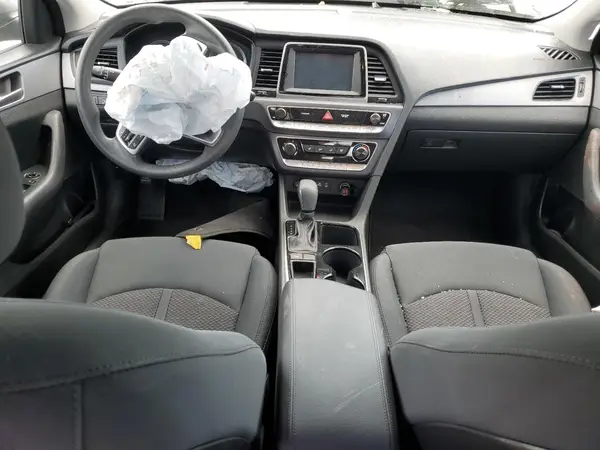 5NPE24AF0KH779805 2019 HYUNDAI SONATA - Image 8