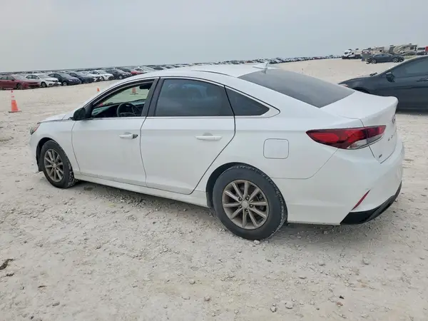 5NPE24AF0KH782705 2019 HYUNDAI SONATA - Image 2