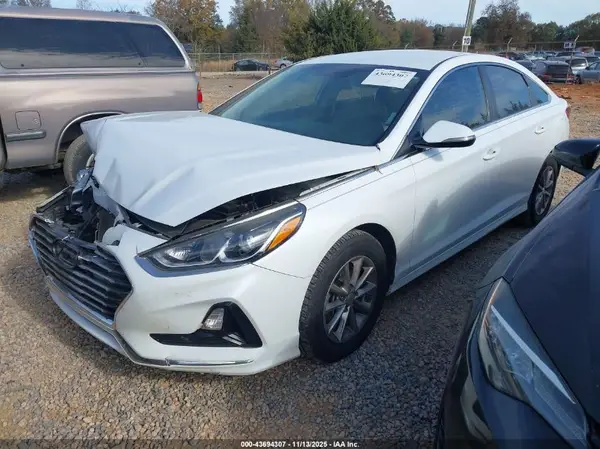 5NPE24AF0KH785880 2019 HYUNDAI SONATA - Image 2
