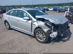 5NPE24AF0KH786284 2019 HYUNDAI SONATA
