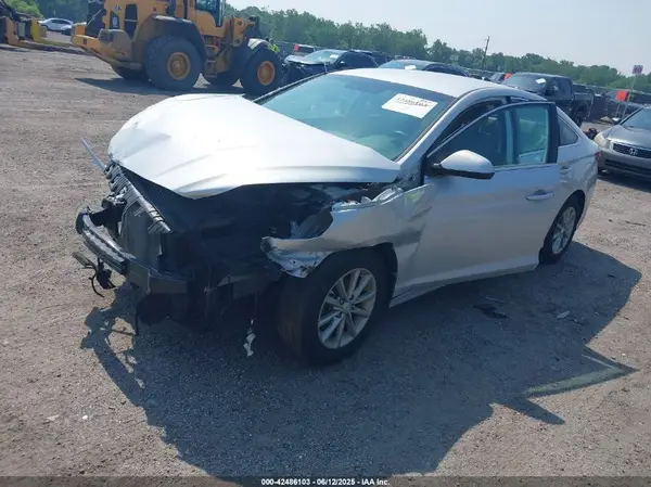 5NPE24AF0KH786284 2019 HYUNDAI SONATA - Image 2