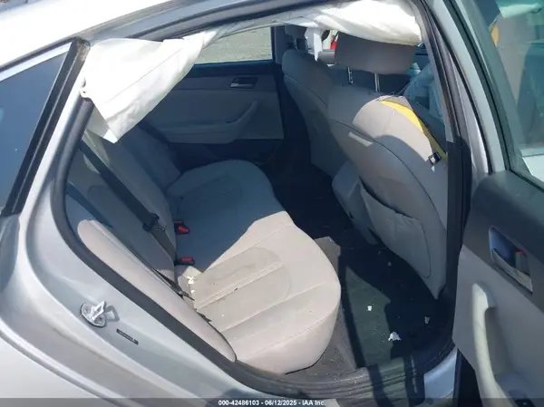 5NPE24AF0KH786284 2019 HYUNDAI SONATA - Image 8