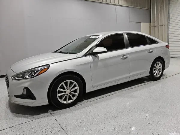5NPE24AF0KH788990 2019 HYUNDAI SONATA - Image 1