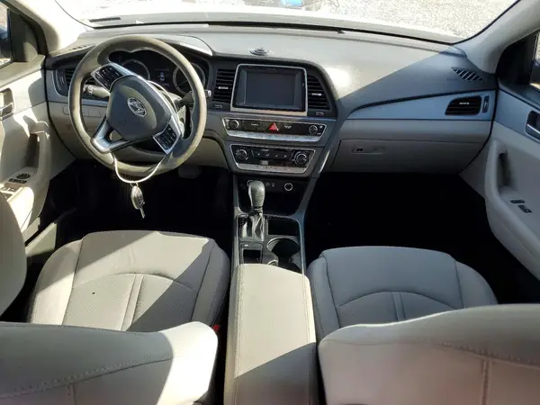 5NPE24AF0KH800605 2019 HYUNDAI SONATA - Image 8
