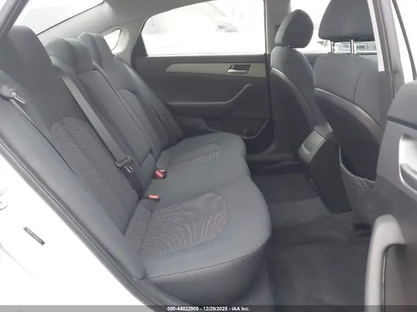 5NPE24AF0KH803245 2019 HYUNDAI SONATA - Image 8