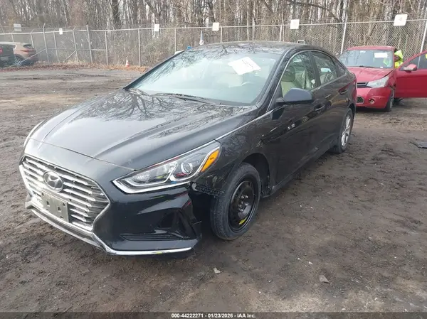 5NPE24AF0KH805979 2019 HYUNDAI SONATA - Image 2