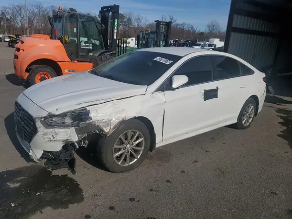 5NPE24AF0KH808011 2019 HYUNDAI SONATA - Image 1