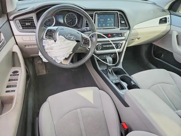 5NPE24AF0KH809708 2019 HYUNDAI SONATA - Image 8