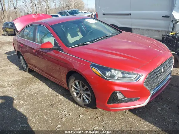 5NPE24AF0KH820482 2019 HYUNDAI SONATA - Image 1