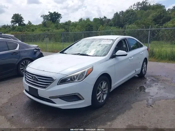 5NPE24AF1GH1GH345 2016 HYUNDAI SONATA - Image 2