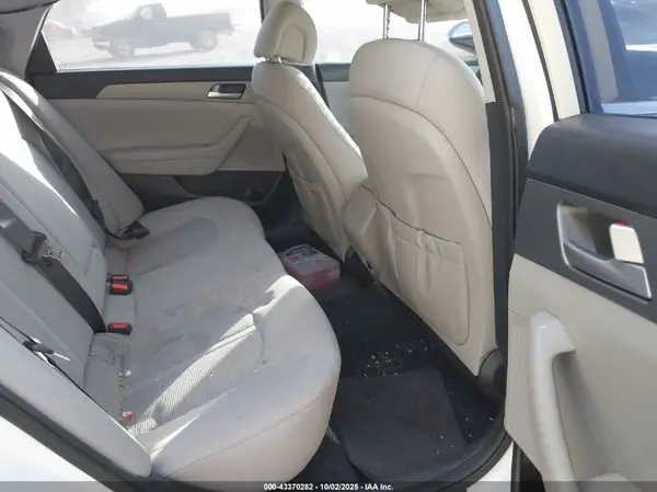 5NPE24AF1GH264061 2016 HYUNDAI SONATA - Image 8