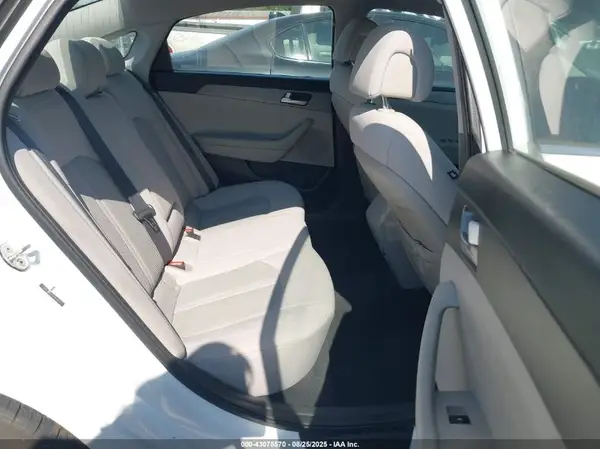 5NPE24AF1GH264979 2016 HYUNDAI SONATA - Image 8